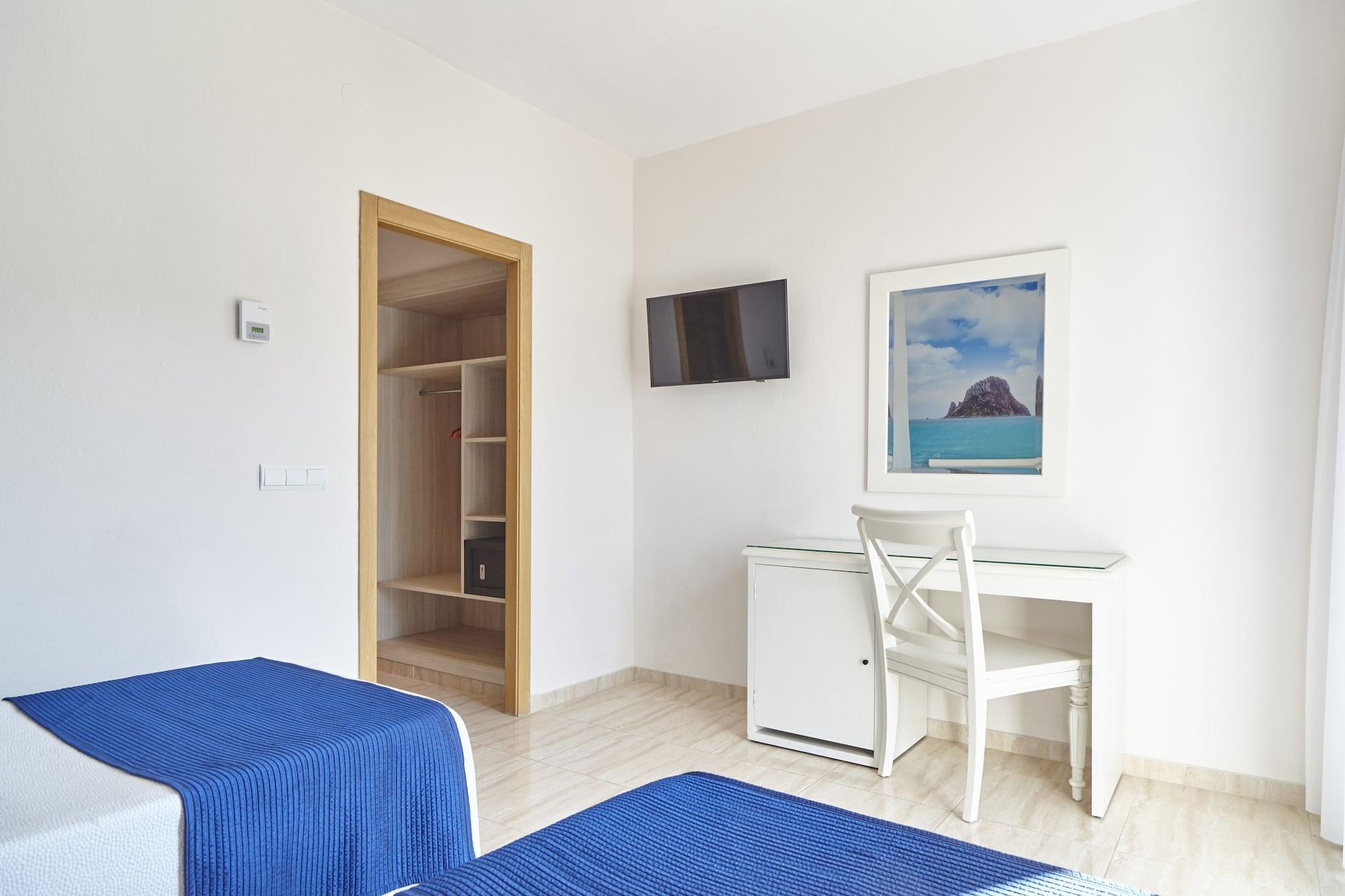Mar Y Huerta Guest house 2*