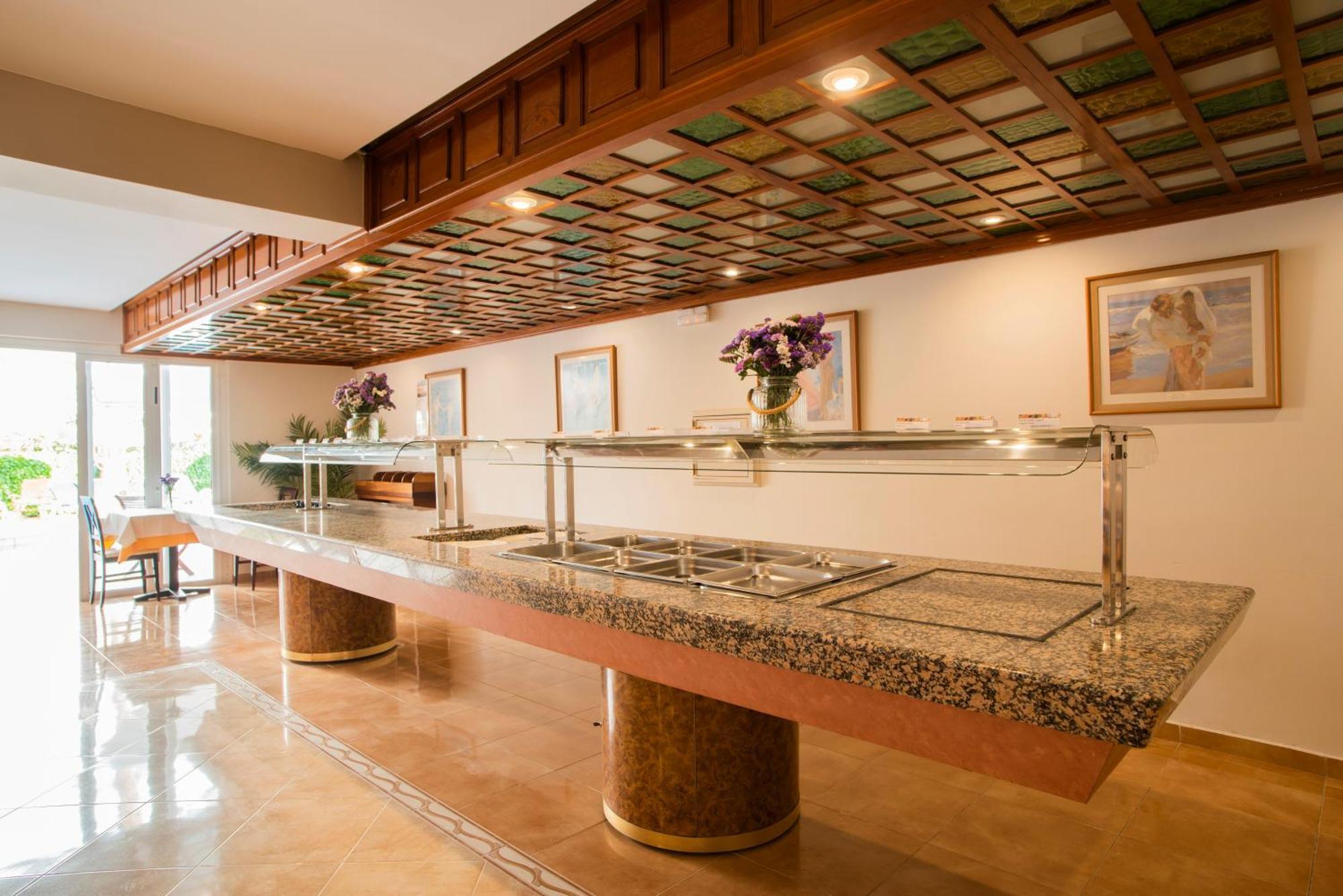 Mar Y Huerta Guest house 2*
